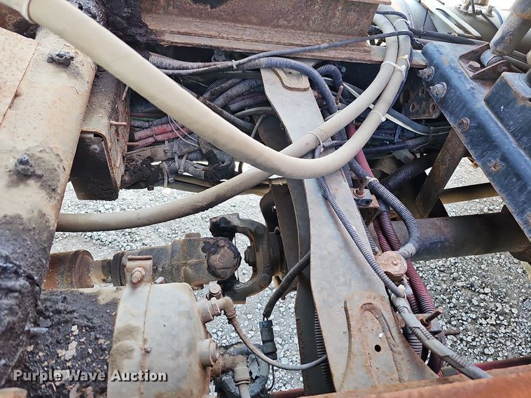 image for item DQ0103 2005 Freightliner Business Class M2 106  dump truck