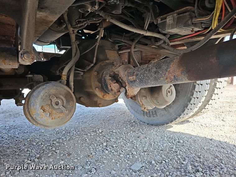 image for item DQ0103 2005 Freightliner Business Class M2 106  dump truck