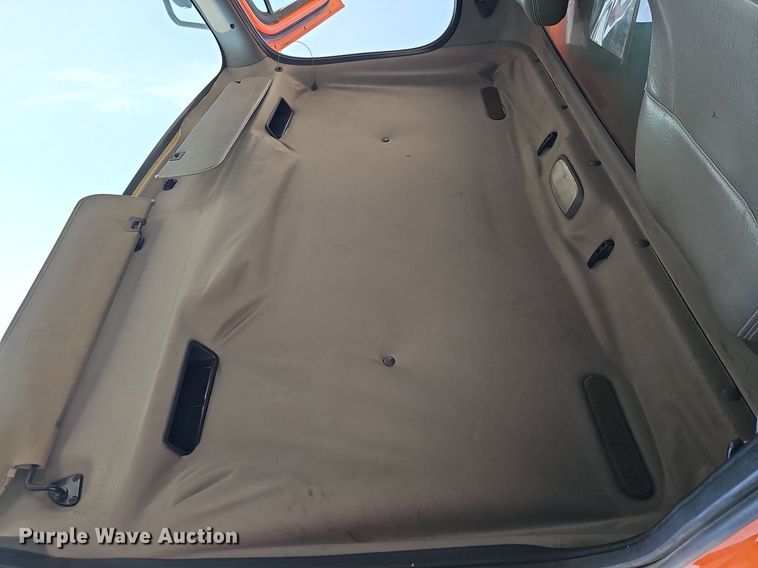 image for item DQ0103 2005 Freightliner Business Class M2 106  dump truck