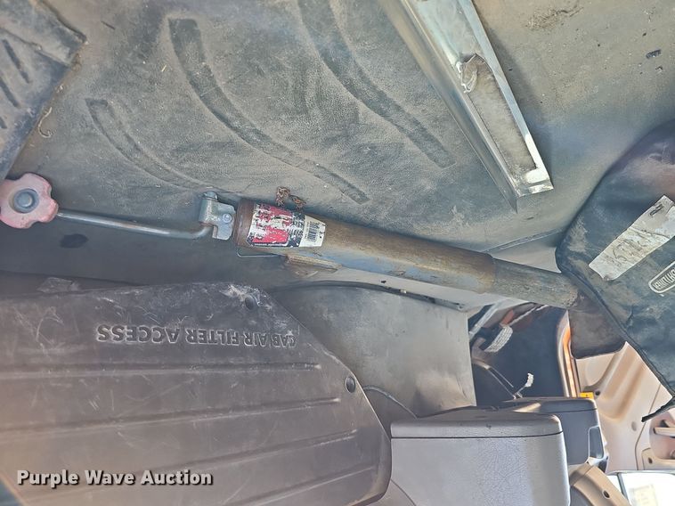 image for item DQ0103 2005 Freightliner Business Class M2 106  dump truck