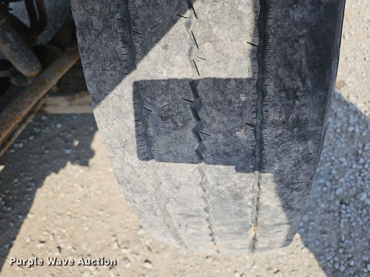 image for item DQ0103 2005 Freightliner Business Class M2 106  dump truck