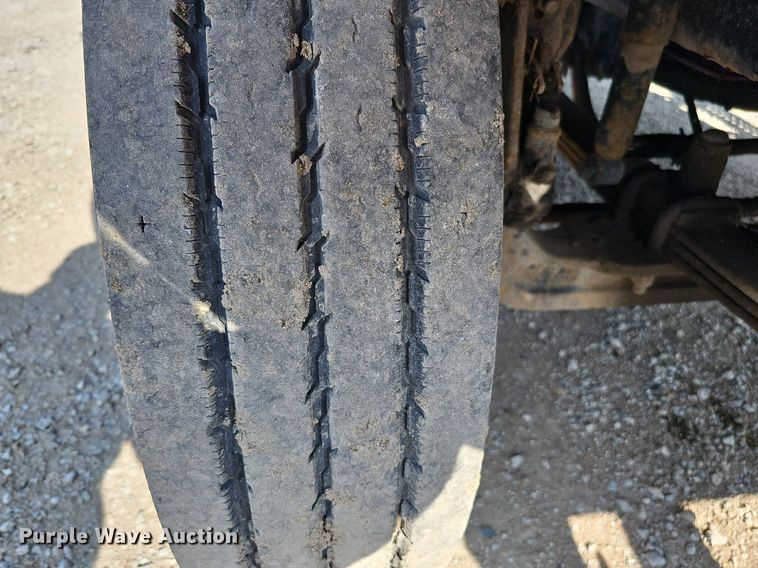 image for item DQ0103 2005 Freightliner Business Class M2 106  dump truck