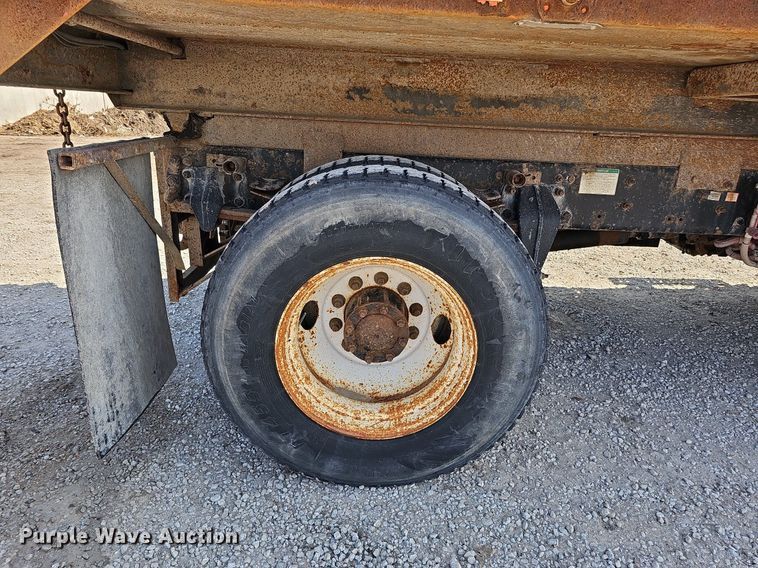 image for item DQ0103 2005 Freightliner Business Class M2 106  dump truck