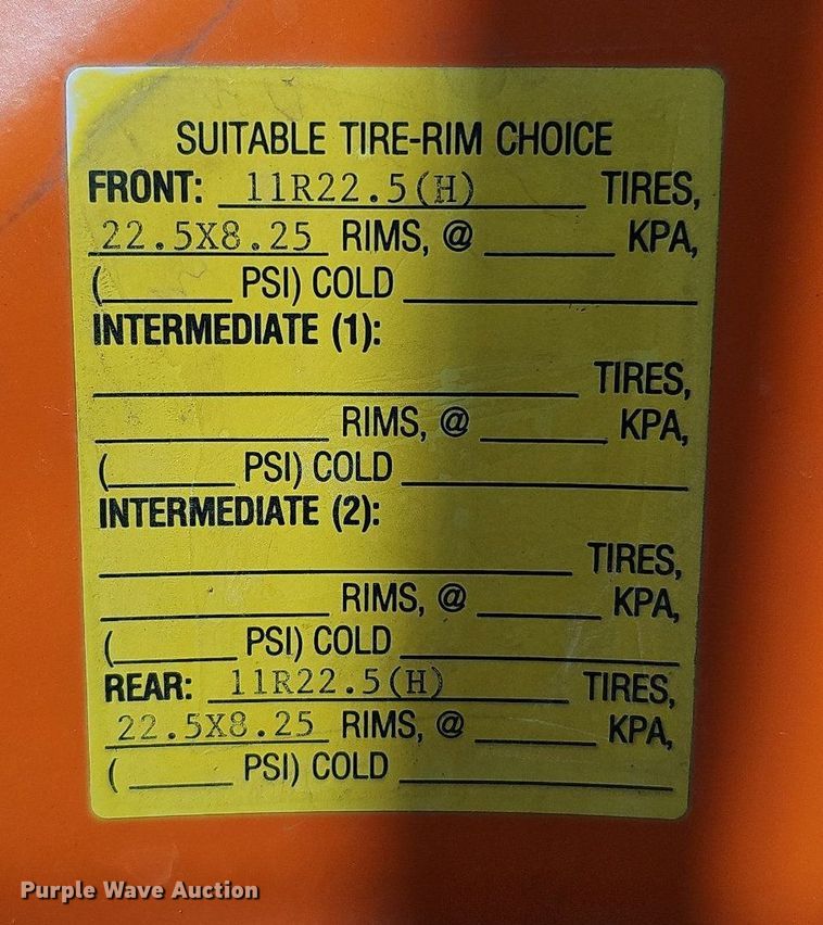 image for item DQ0103 2005 Freightliner Business Class M2 106  dump truck