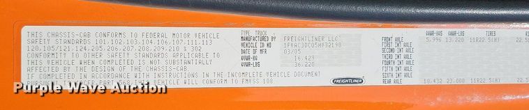 image for item DQ0103 2005 Freightliner Business Class M2 106  dump truck