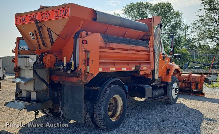 image for item DQ0104 2007 International 7400  dump truck