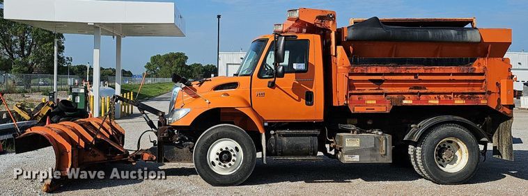 image for item DQ0104 2007 International 7400  dump truck