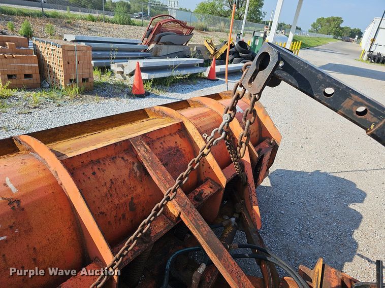 image for item DQ0104 2007 International 7400  dump truck