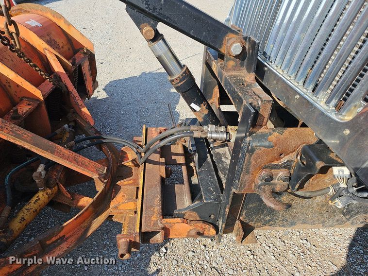 image for item DQ0104 2007 International 7400  dump truck