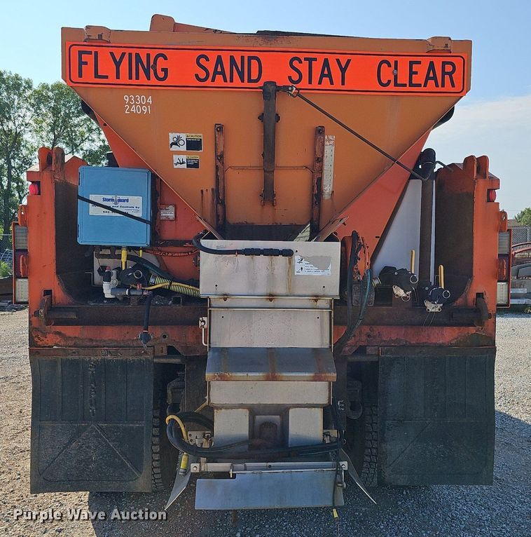 image for item DQ0104 2007 International 7400  dump truck