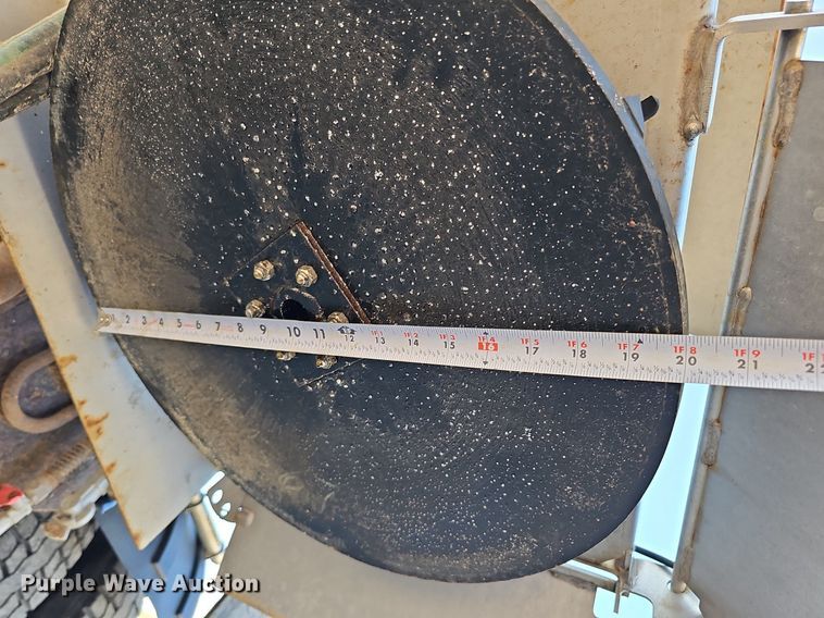 image for item DQ0104 2007 International 7400  dump truck