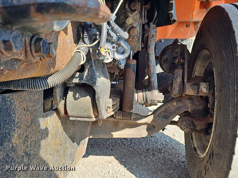 image for item DQ0104 2007 International 7400  dump truck