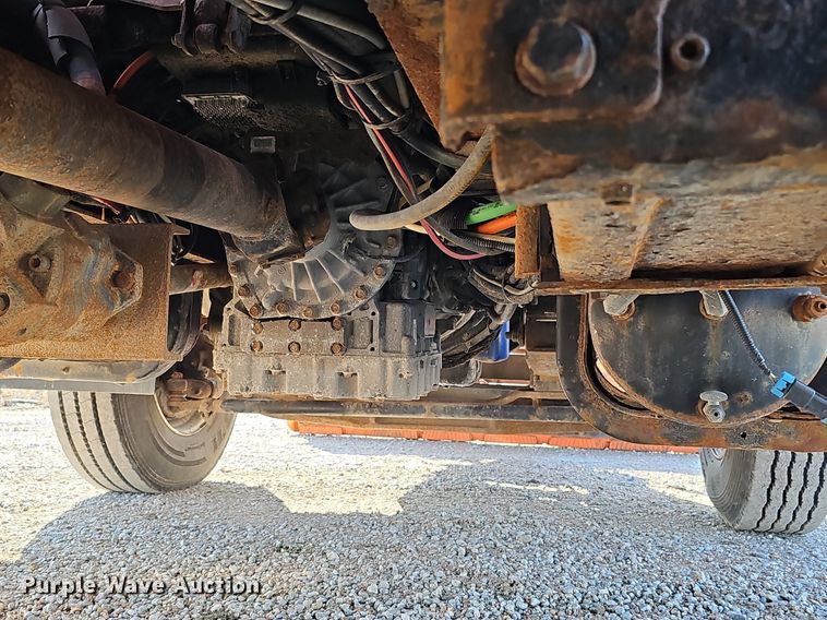 image for item DQ0104 2007 International 7400  dump truck