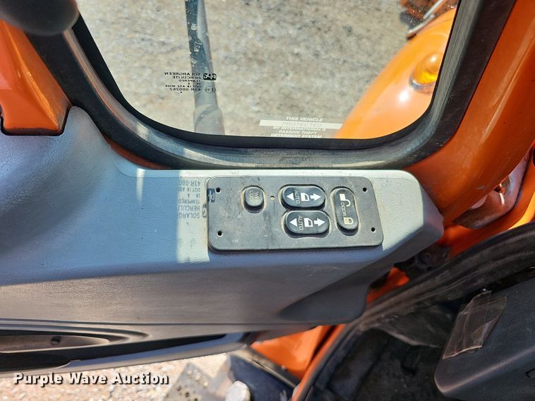 image for item DQ0104 2007 International 7400  dump truck