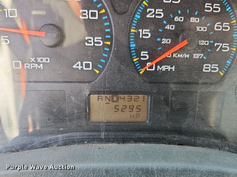 image for item DQ0104 2007 International 7400  dump truck