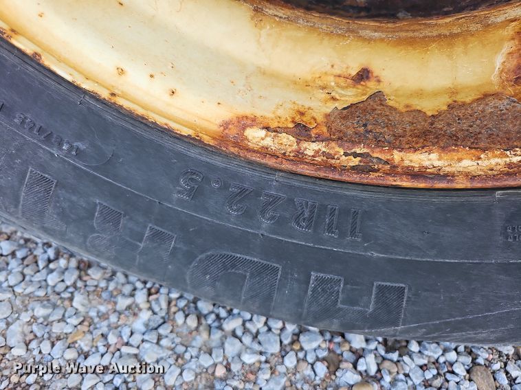 image for item DQ0104 2007 International 7400  dump truck