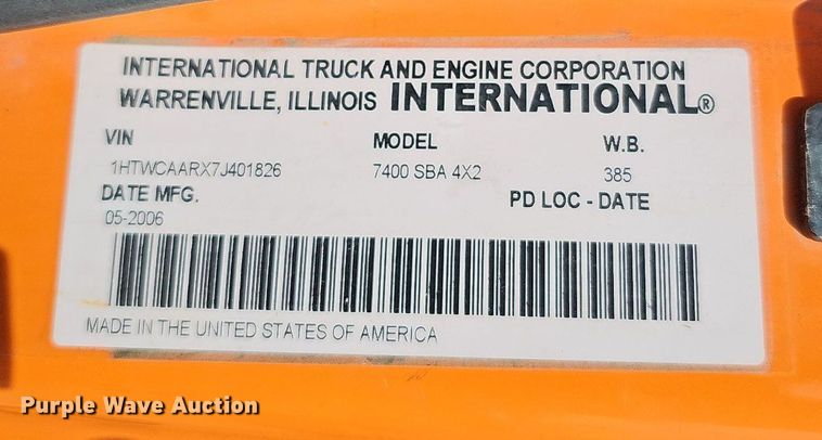 image for item DQ0104 2007 International 7400  dump truck