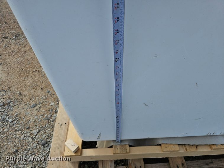 image for item DQ0106 Altec  non-insulated bucket