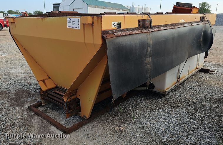 image for item DQ0107 Henderson FSH13X409SS  spreader