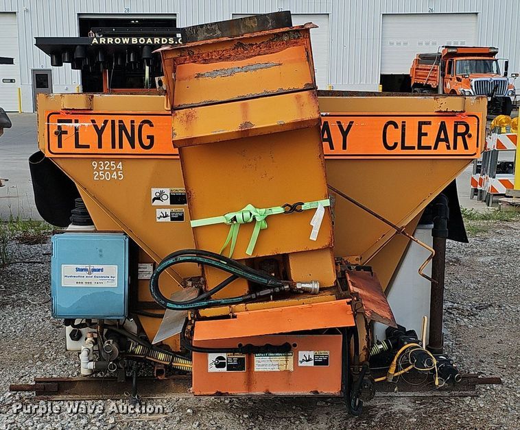 image for item DQ0107 Henderson FSH13X409SS  spreader