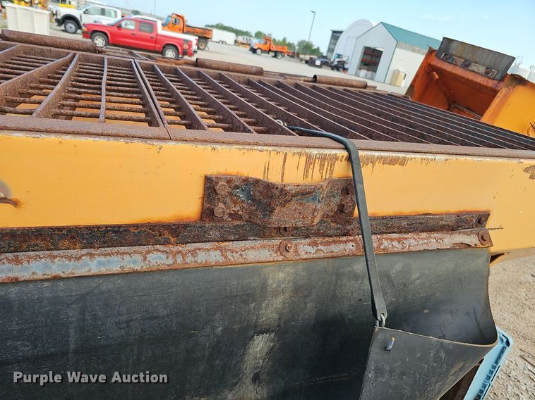 image for item DQ0107 Henderson FSH13X409SS  spreader