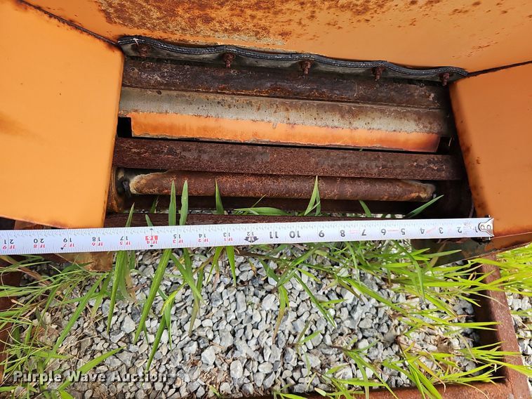 image for item DQ0108 Henderson FSHX13X409SS  spreader