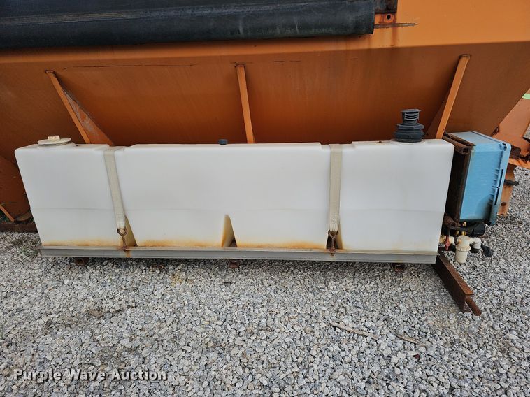 image for item DQ0108 Henderson FSHX13X409SS  spreader