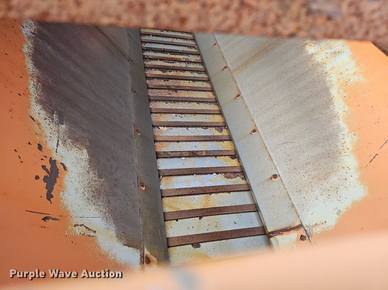 image for item DQ0108 Henderson FSHX13X409SS  spreader