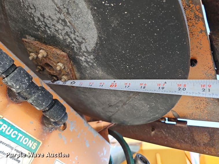 image for item DQ0108 Henderson FSHX13X409SS  spreader