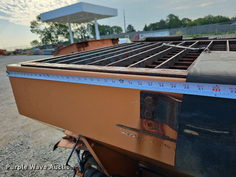 image for item DQ0108 Henderson FSHX13X409SS  spreader