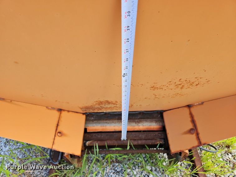 image for item DQ0108 Henderson FSHX13X409SS  spreader