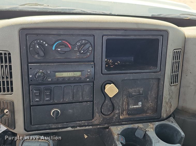 image for item DQ0109 2009 International WorkStar 7400  truck cab and chassis