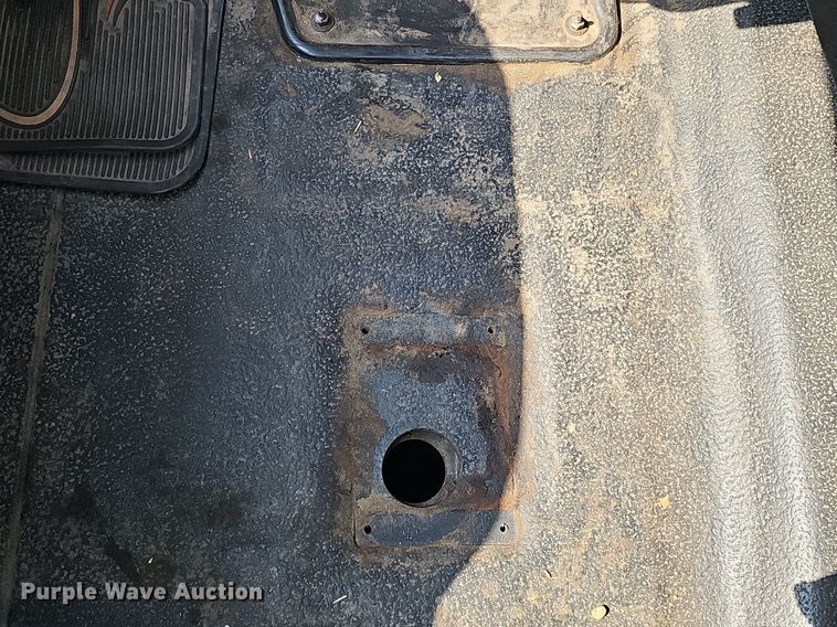 image for item DQ0109 2009 International WorkStar 7400  truck cab and chassis