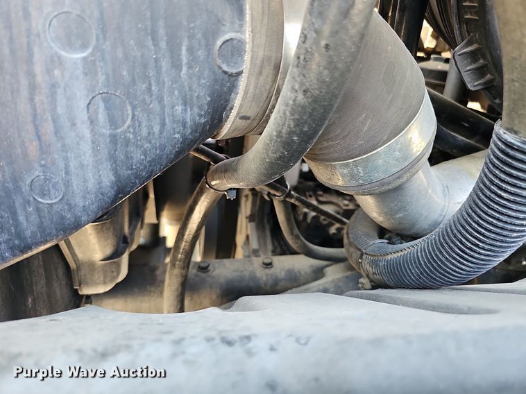 image for item DQ0109 2009 International WorkStar 7400  truck cab and chassis