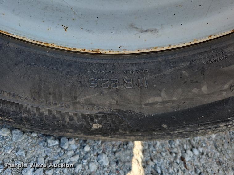 image for item DQ0109 2009 International WorkStar 7400  truck cab and chassis