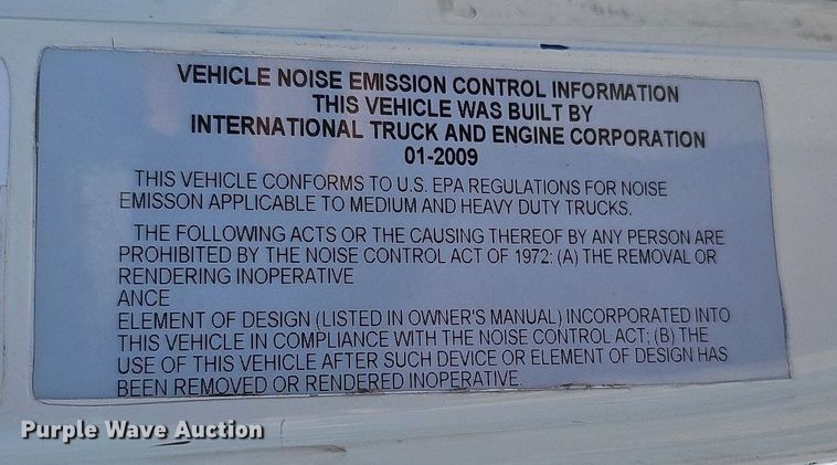 image for item DQ0109 2009 International WorkStar 7400  truck cab and chassis