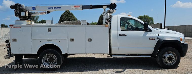 image for item DQ0110 2009 Dodge Ram 4500HD  utility / service truck