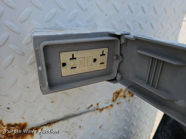 image for item DQ0110 2009 Dodge Ram 4500HD  utility / service truck