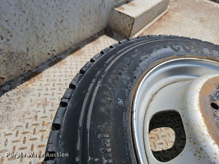 image for item DQ0110 2009 Dodge Ram 4500HD  utility / service truck