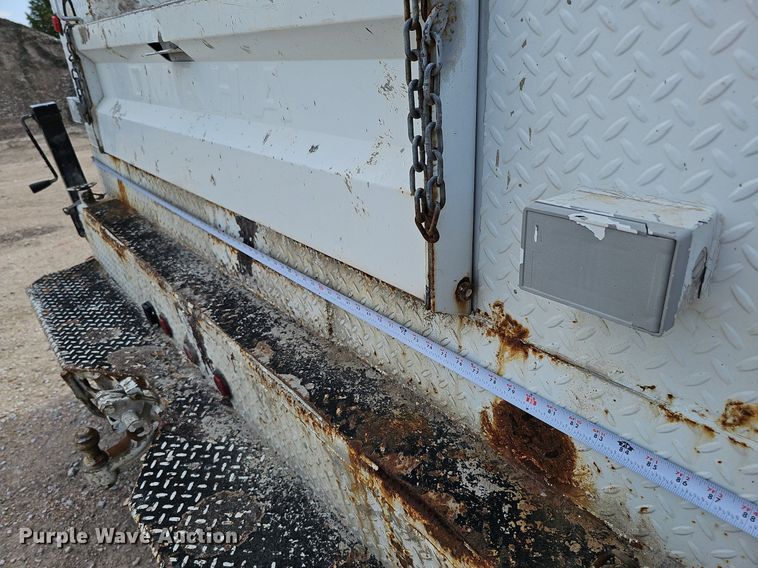 image for item DQ0110 2009 Dodge Ram 4500HD  utility / service truck