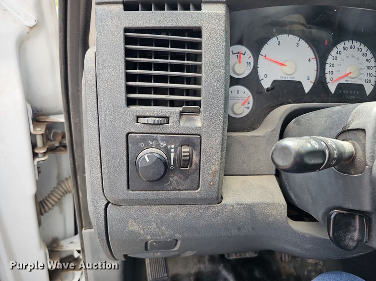 image for item DQ0110 2009 Dodge Ram 4500HD  utility / service truck