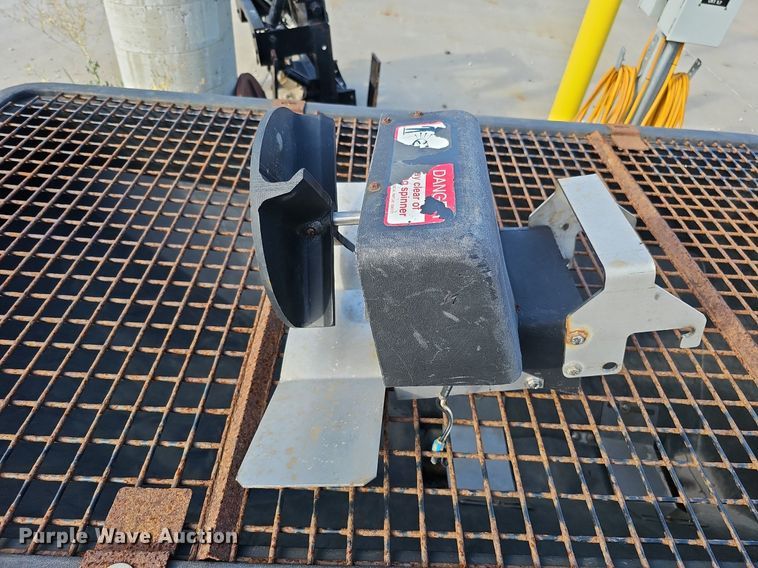 image for item DQ0111 SaltDogg SHPE 1500  spreader