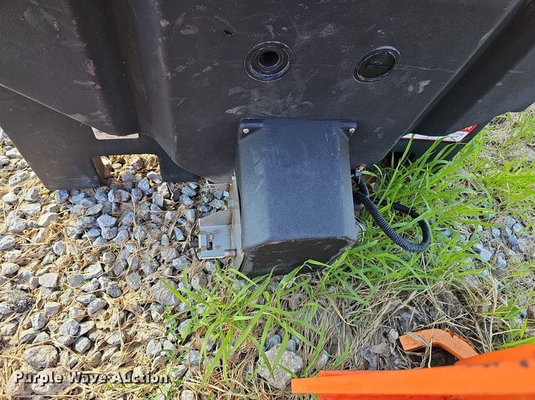 image for item DQ0111 SaltDogg SHPE 1500  spreader