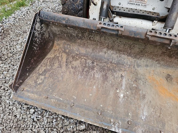 image for item DQ0112 2006 Bobcat S250  skid steer loader