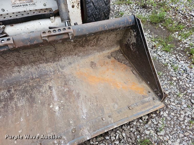 image for item DQ0112 2006 Bobcat S250  skid steer loader