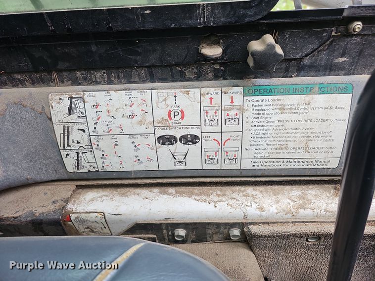 image for item DQ0112 2006 Bobcat S250  skid steer loader