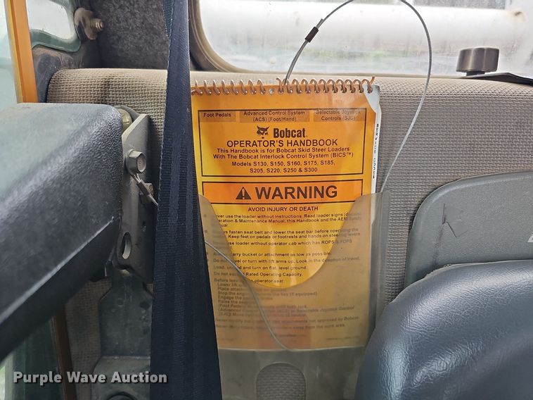 image for item DQ0112 2006 Bobcat S250  skid steer loader