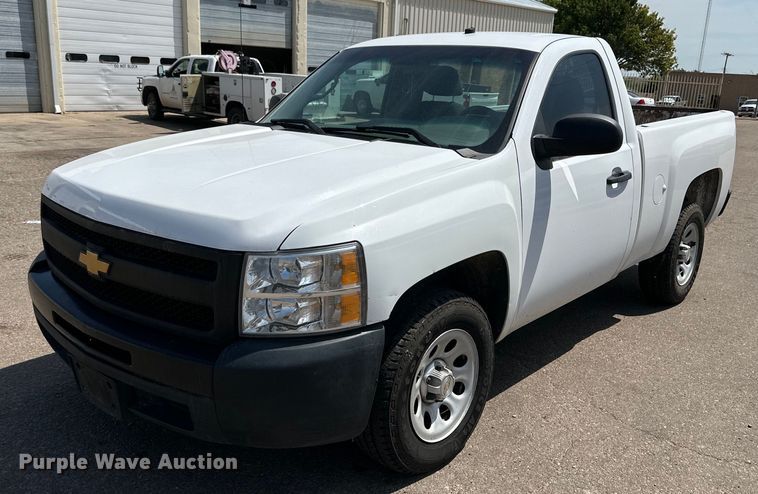 image for item DQ1338 2012 Chevrolet Silverado 1500  pickup truck