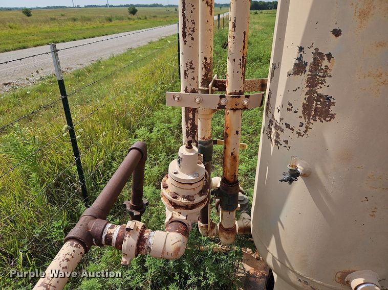 image for item DQ1833 Oilfield equipment