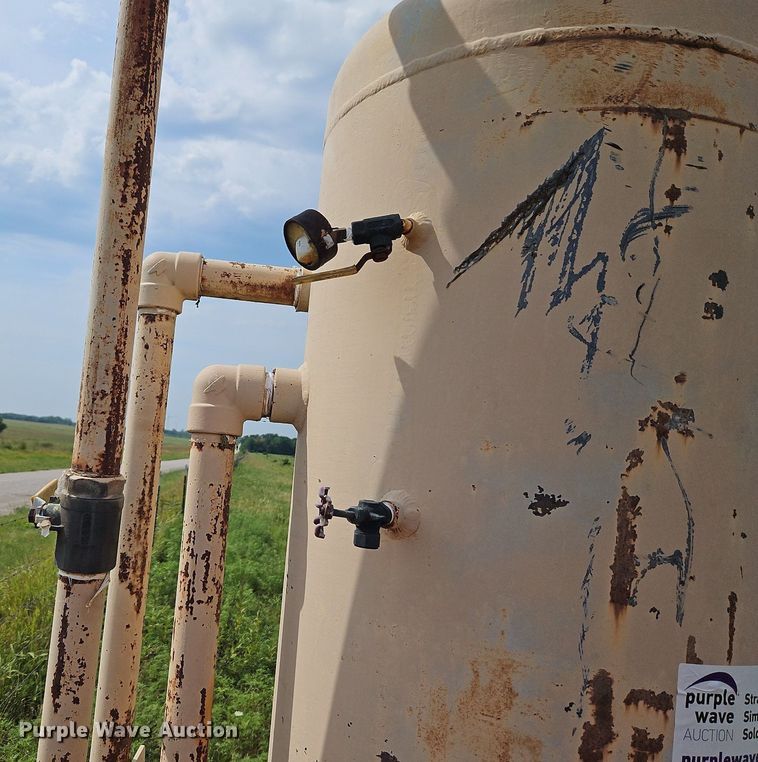 image for item DQ1833 Oilfield equipment